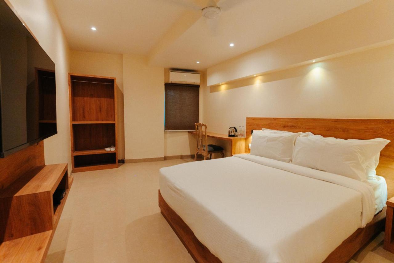 Arnna Hotel - Goregaon Mumbai Kültér fotó