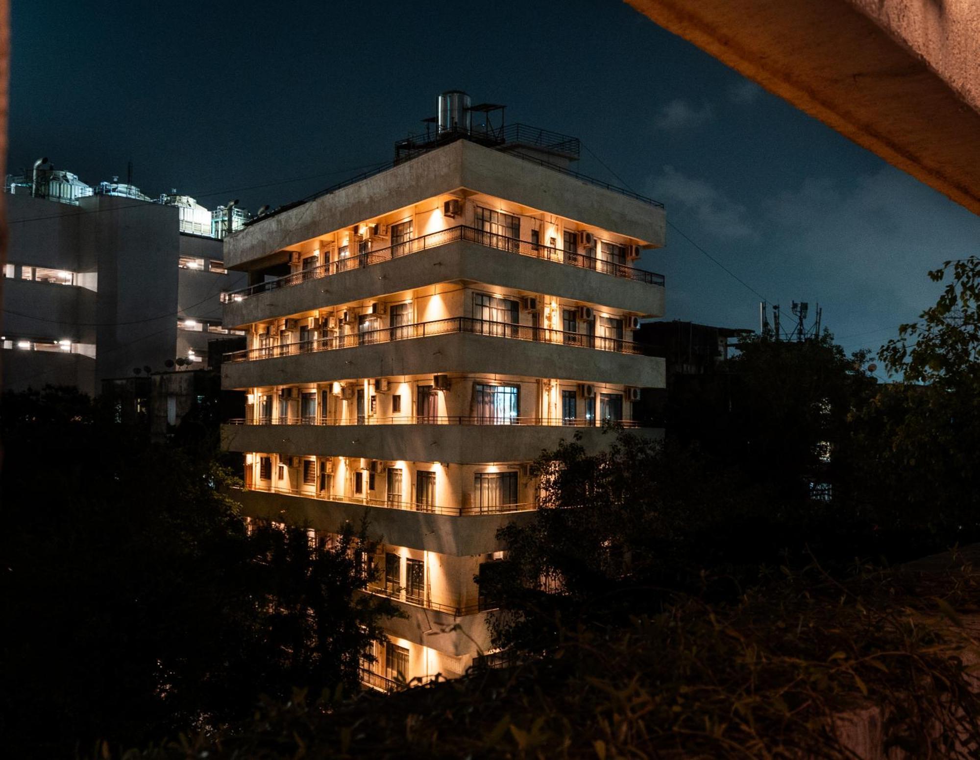 Arnna Hotel - Goregaon Mumbai Kültér fotó